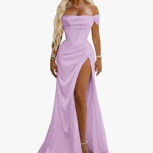 Never worn, I just couldn’t return it! It needs to be steamed/pressed